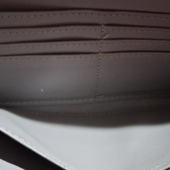 Purse - Picture 3 of 8